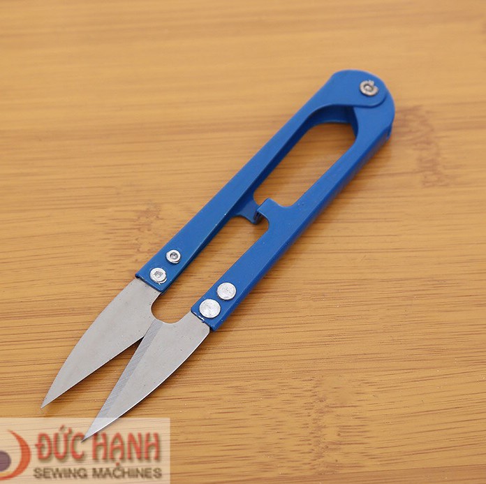 VĨ 12 CÂY KÉO BẤM CHỈ MGS [MÀU SẮC NGẪU NHIÊN]
