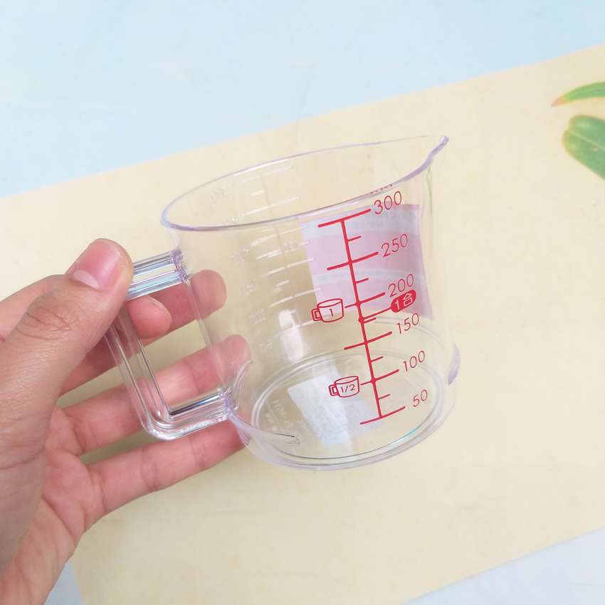 Ca đong chia vạch 300ml Inomata Hàng Nhật