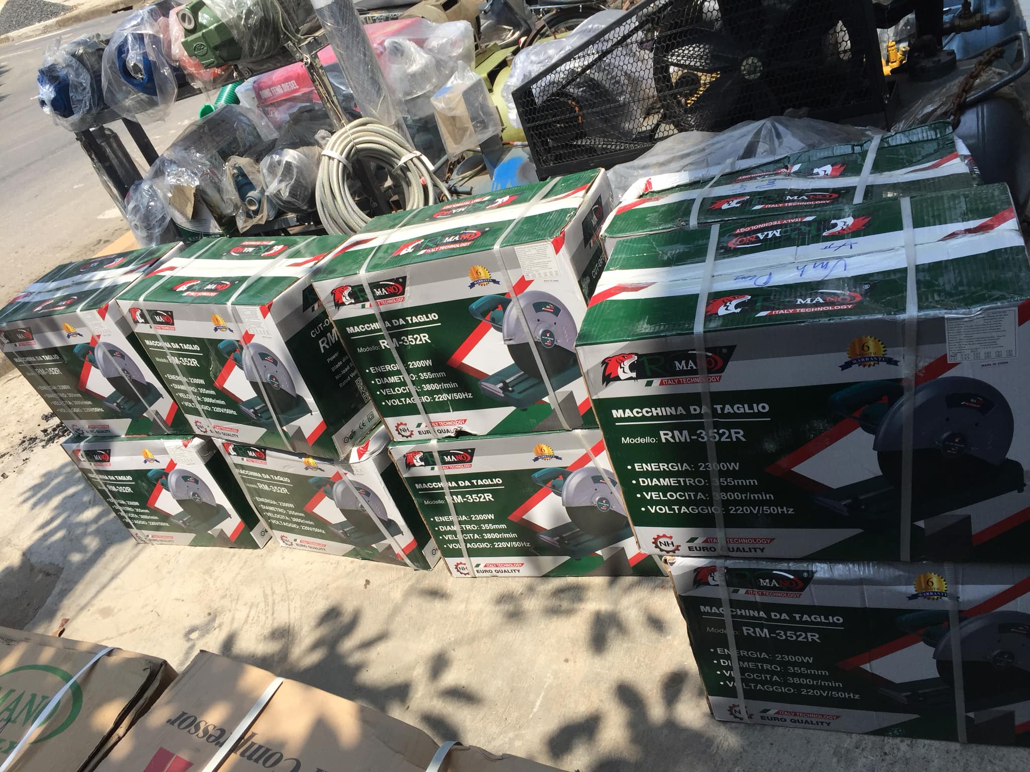 Máy Cắt Sắt 2300W Romano RM-352R