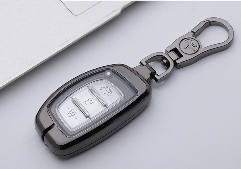 Ốp chìa khóa inox cho xe Tucson, elantra, i10 . Kèm móc khóa . Có vỏ bọc silicon