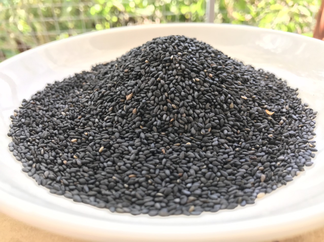 Hạt mè đen ÔNG THẮNG - 500G – GÓI