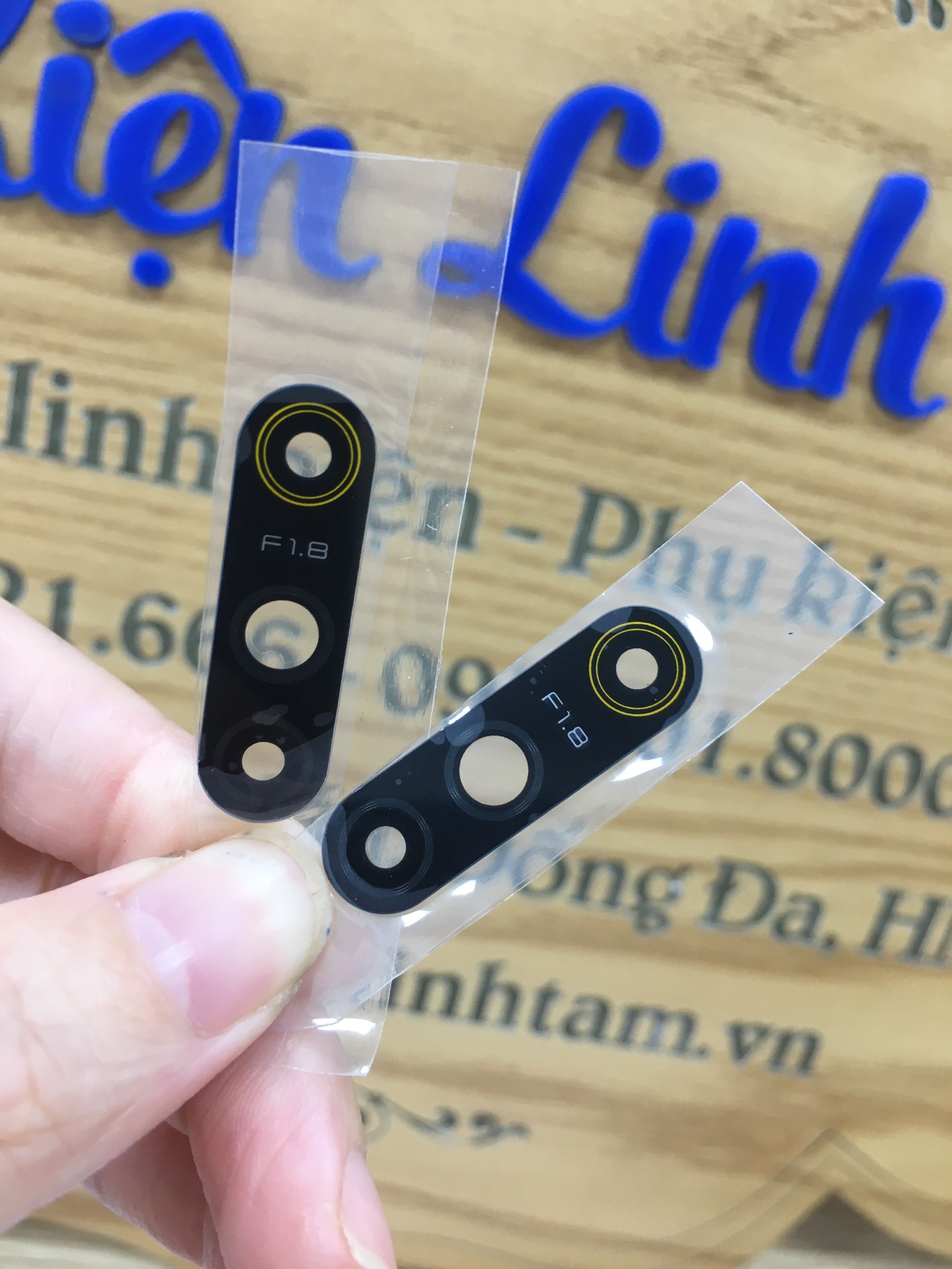 Kính camera Oppo Realme C3