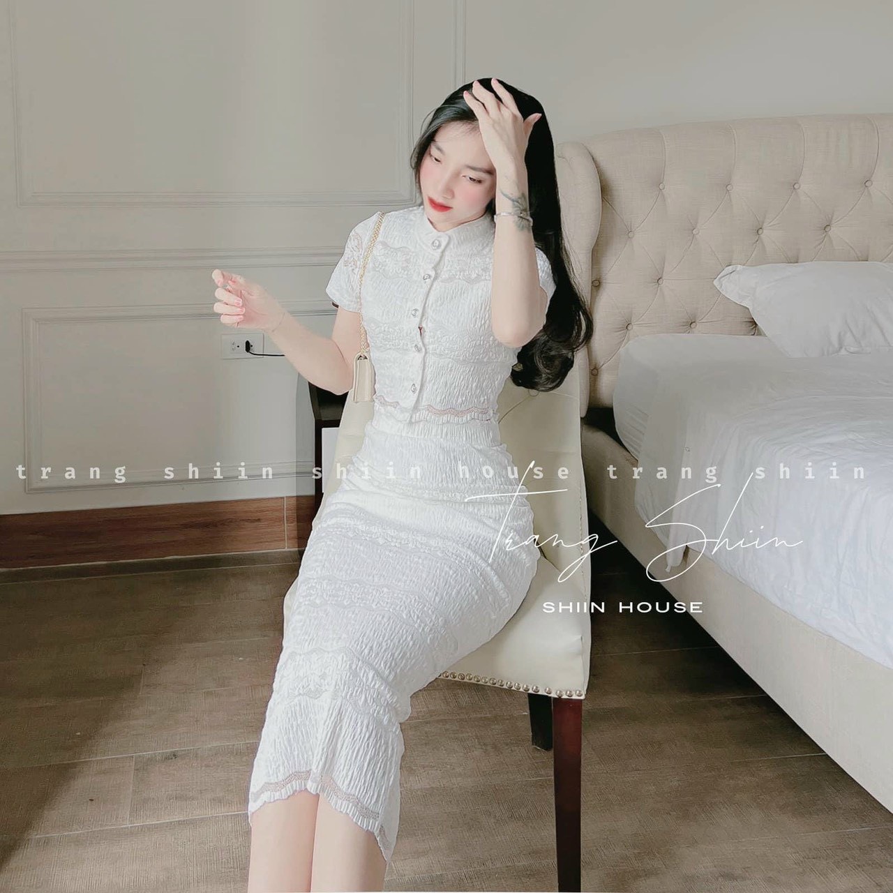 Sét áo cổ tròn kèm chân váy dài siêu xinh phù hợp đi chơi đi tiệc