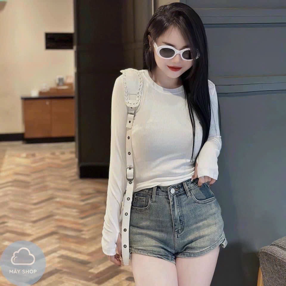 Áo thun tăm dài tay cổ tròn