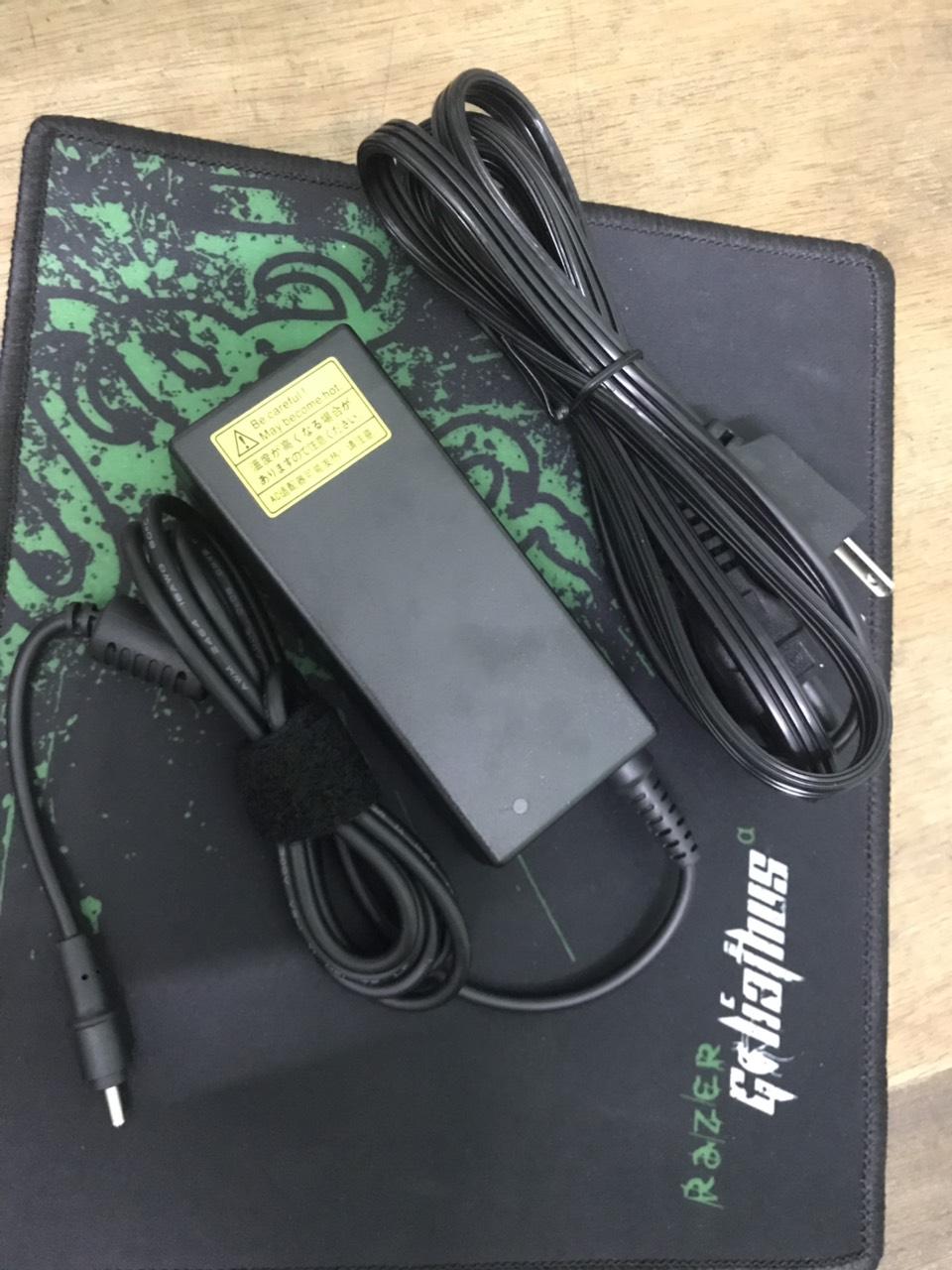 Sạc laptop acer switch alpha 12 sa5-271p