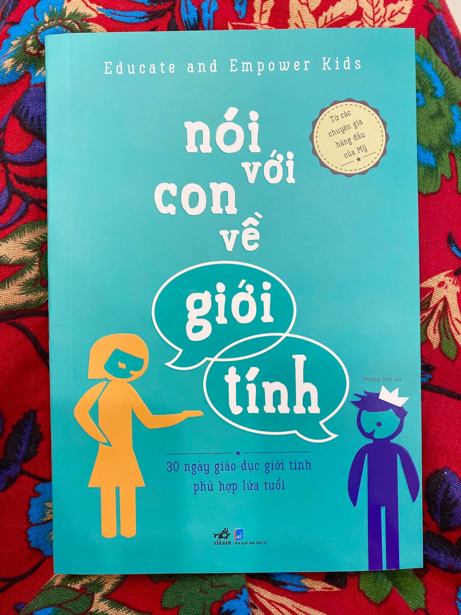 Sách - Nói với con về giới tính
