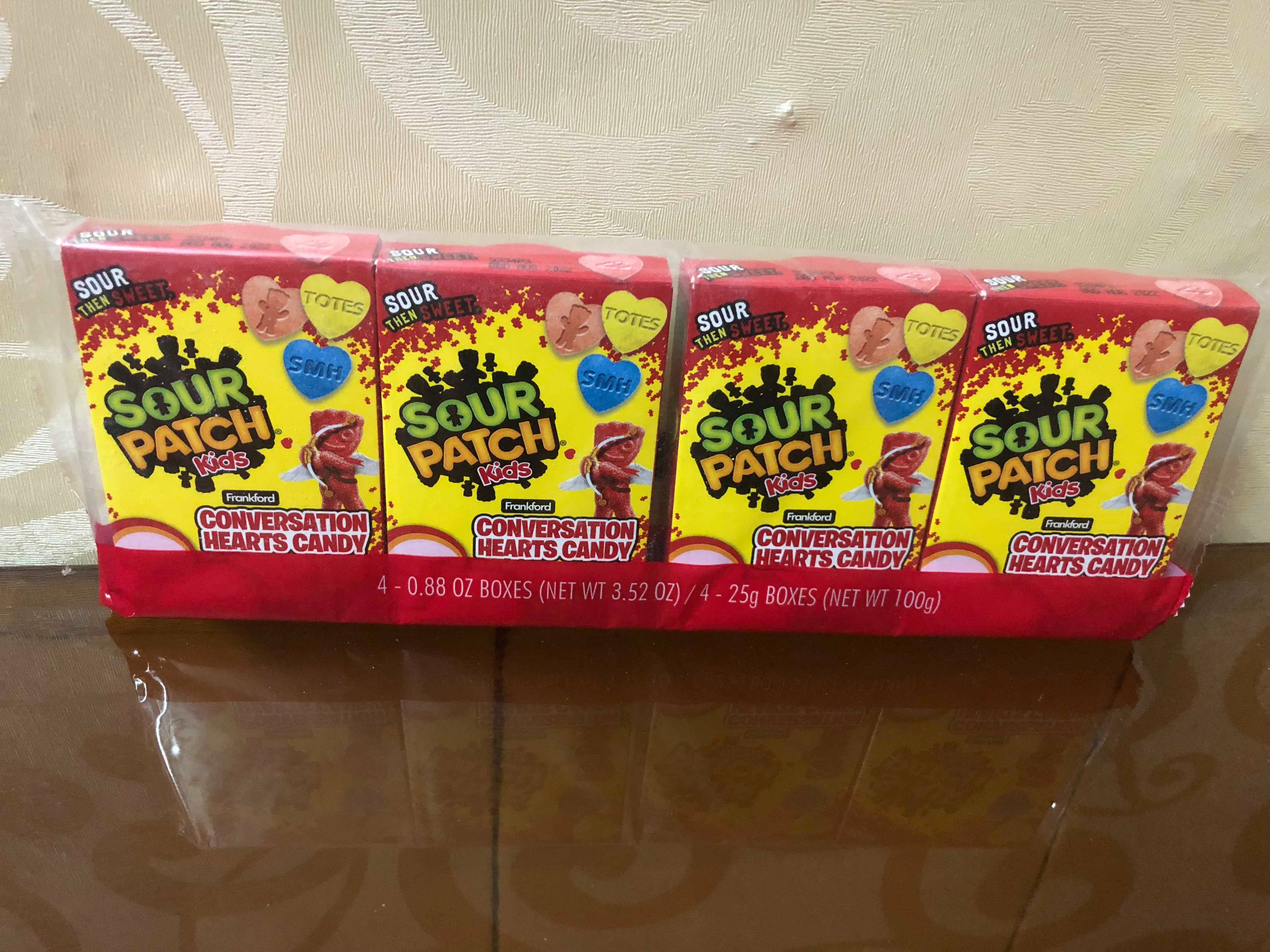 Kẹo chua Sour Patch Kids