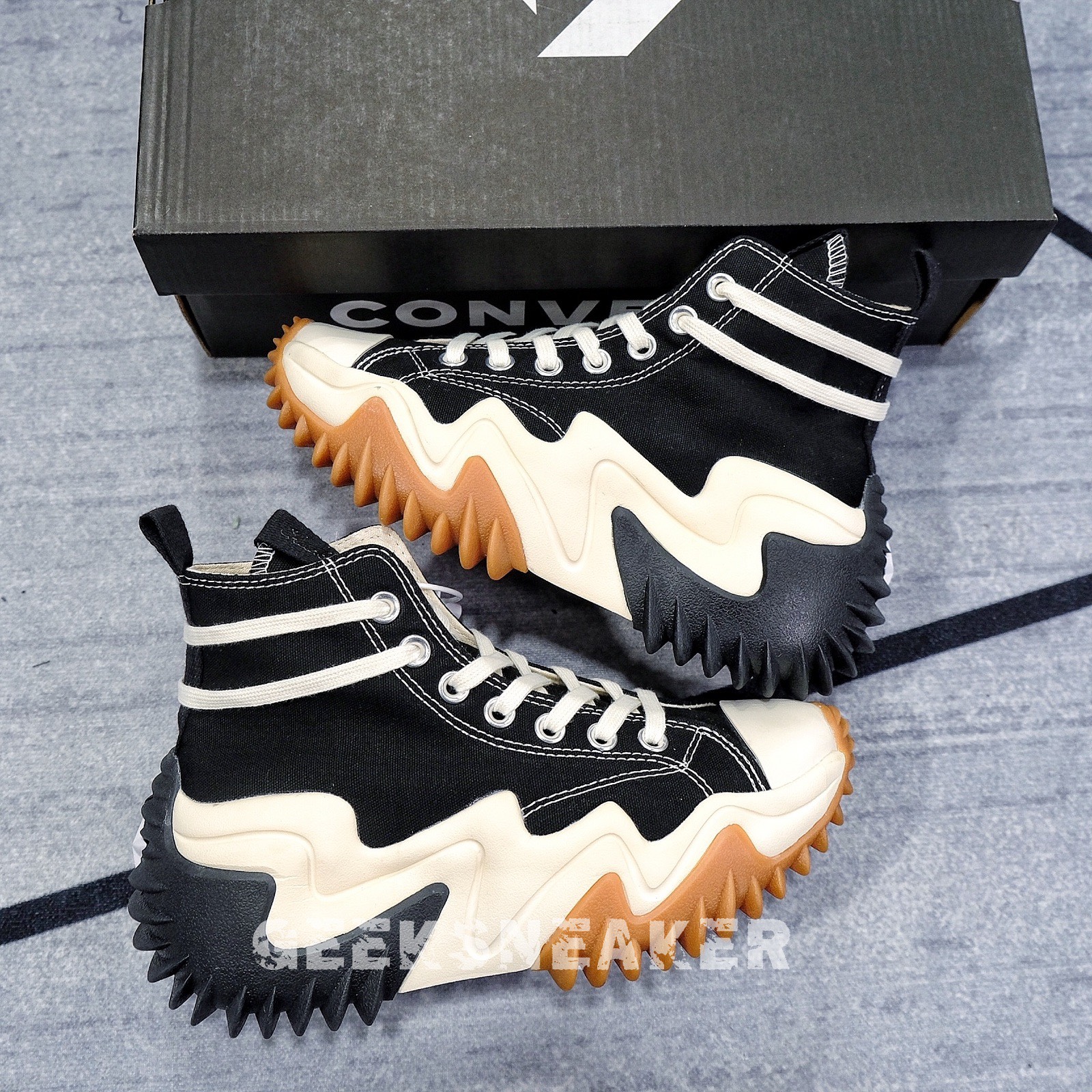 Giày Sneaker cổ cao Converse run star motion GeeKSneaker