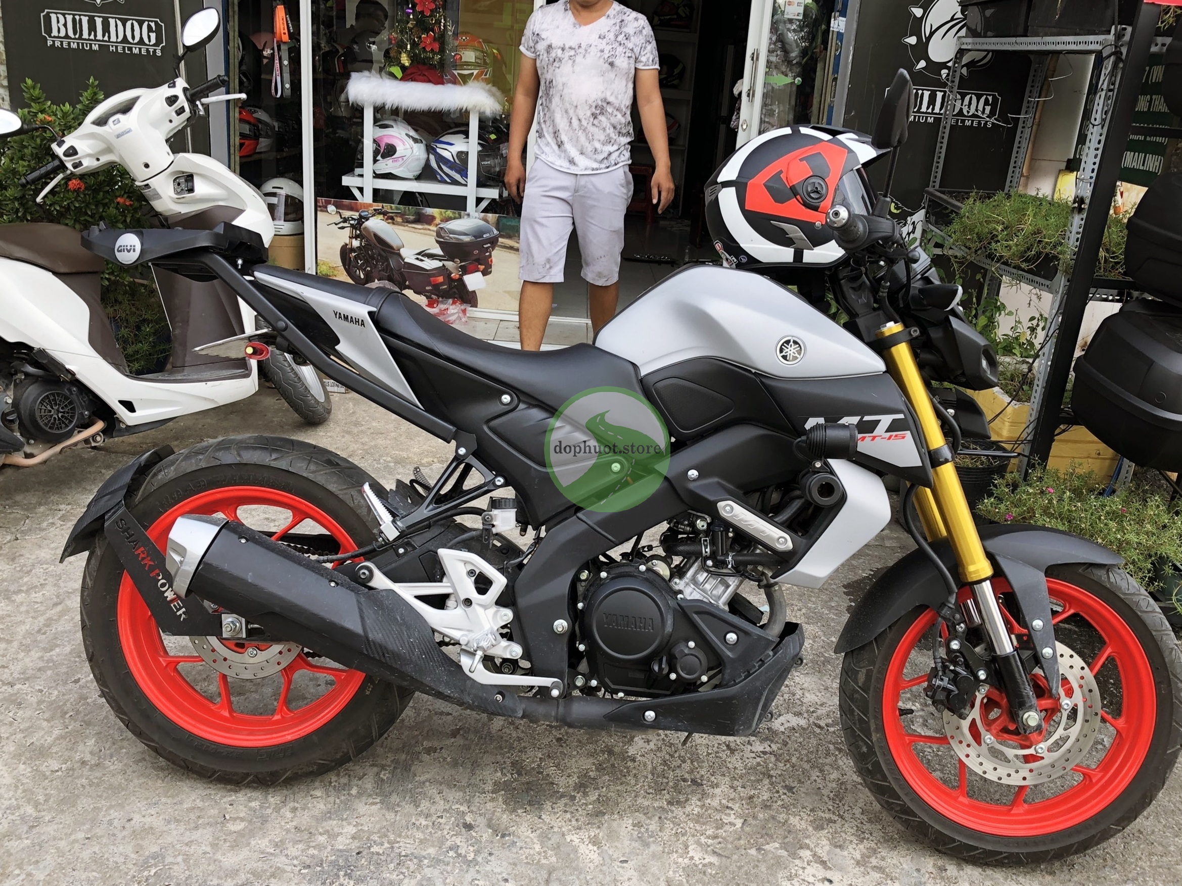 Baga chịu lực Givi SRV xe Yamaha MT15 - Chính hãng
