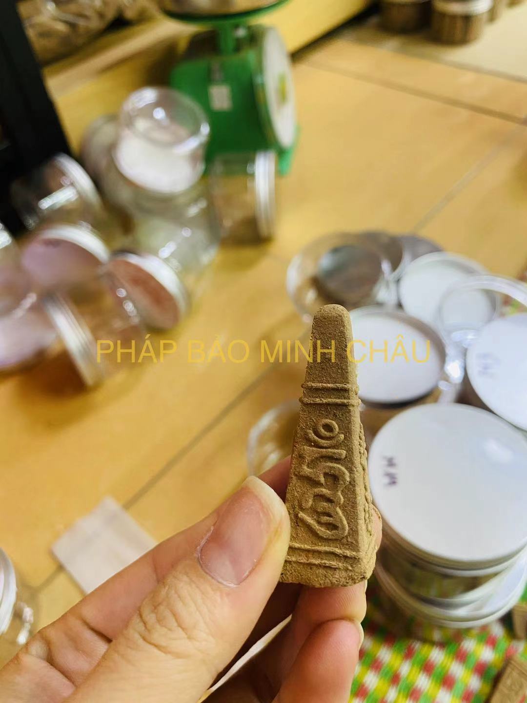 Nhang tháp Tây Tạng