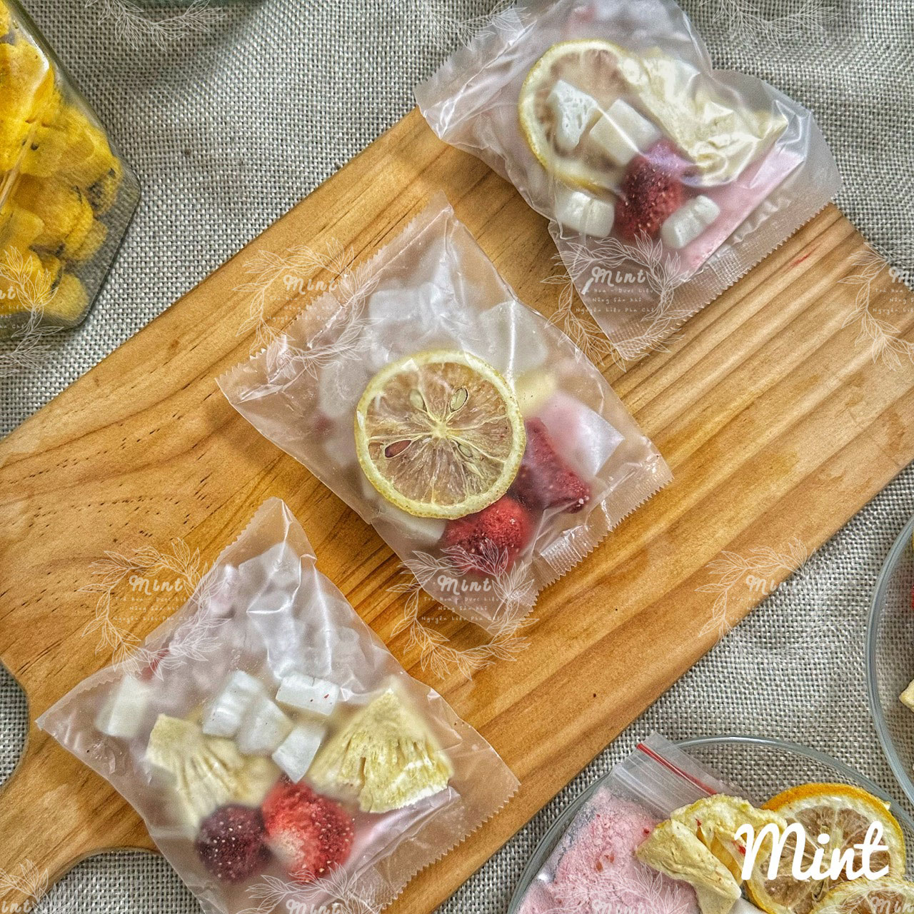 Trà Bưởi Đỏ Nhiệt Đới - Hộp 5 Set & 1 Set