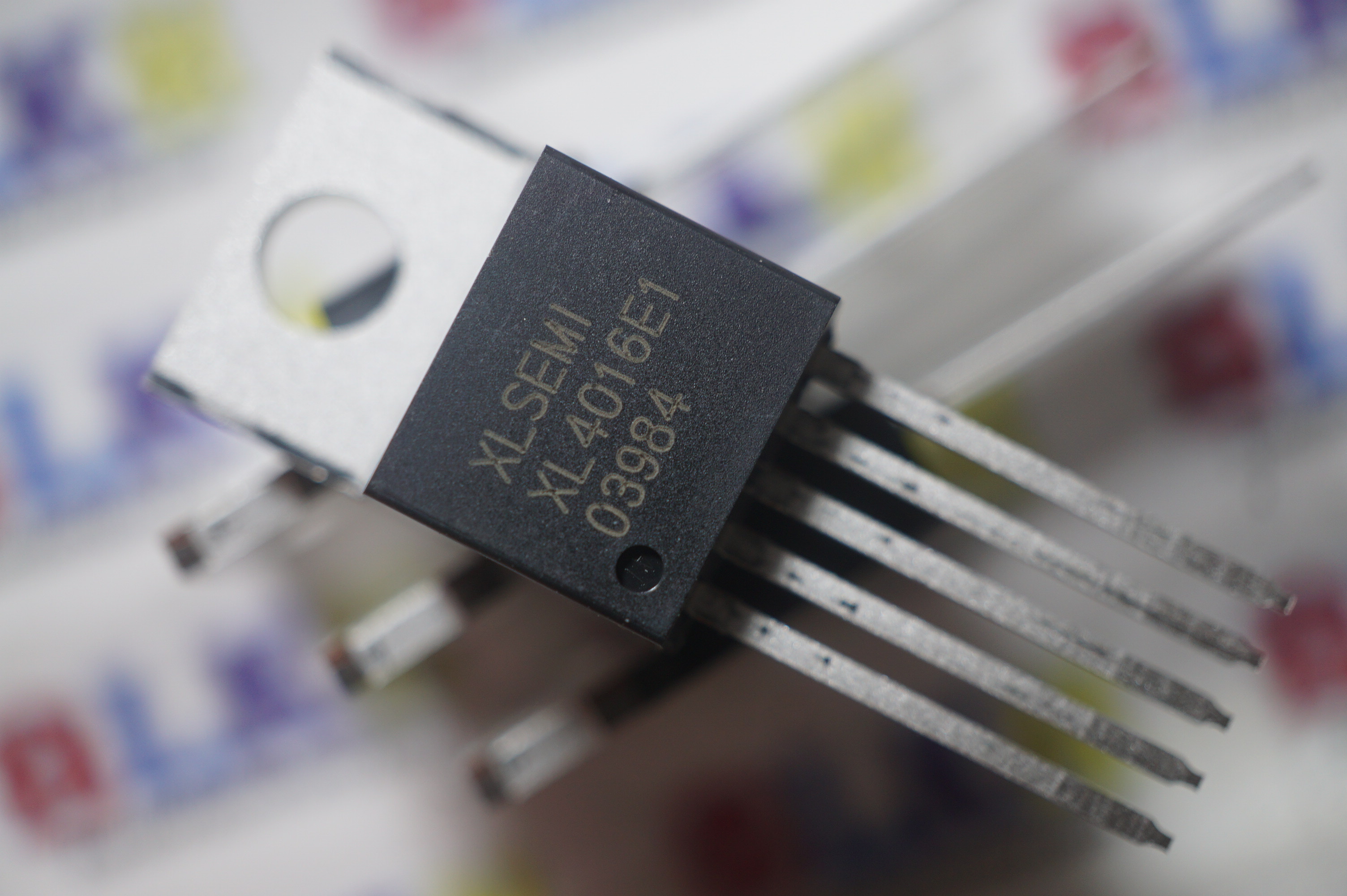 2 ic nguồn xl4016e1 to-220-5 chính hãng xlsemi