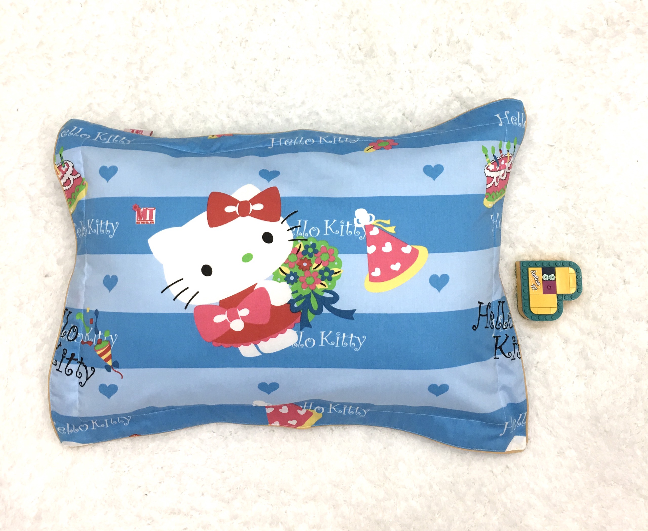 GỐI NẰM LÔNG VŨ CHO TRẺ EM 100% COTTON CAO CẤP