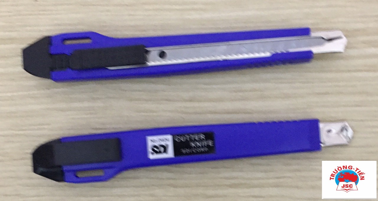 Dao rọc giấy trung SDI 0404