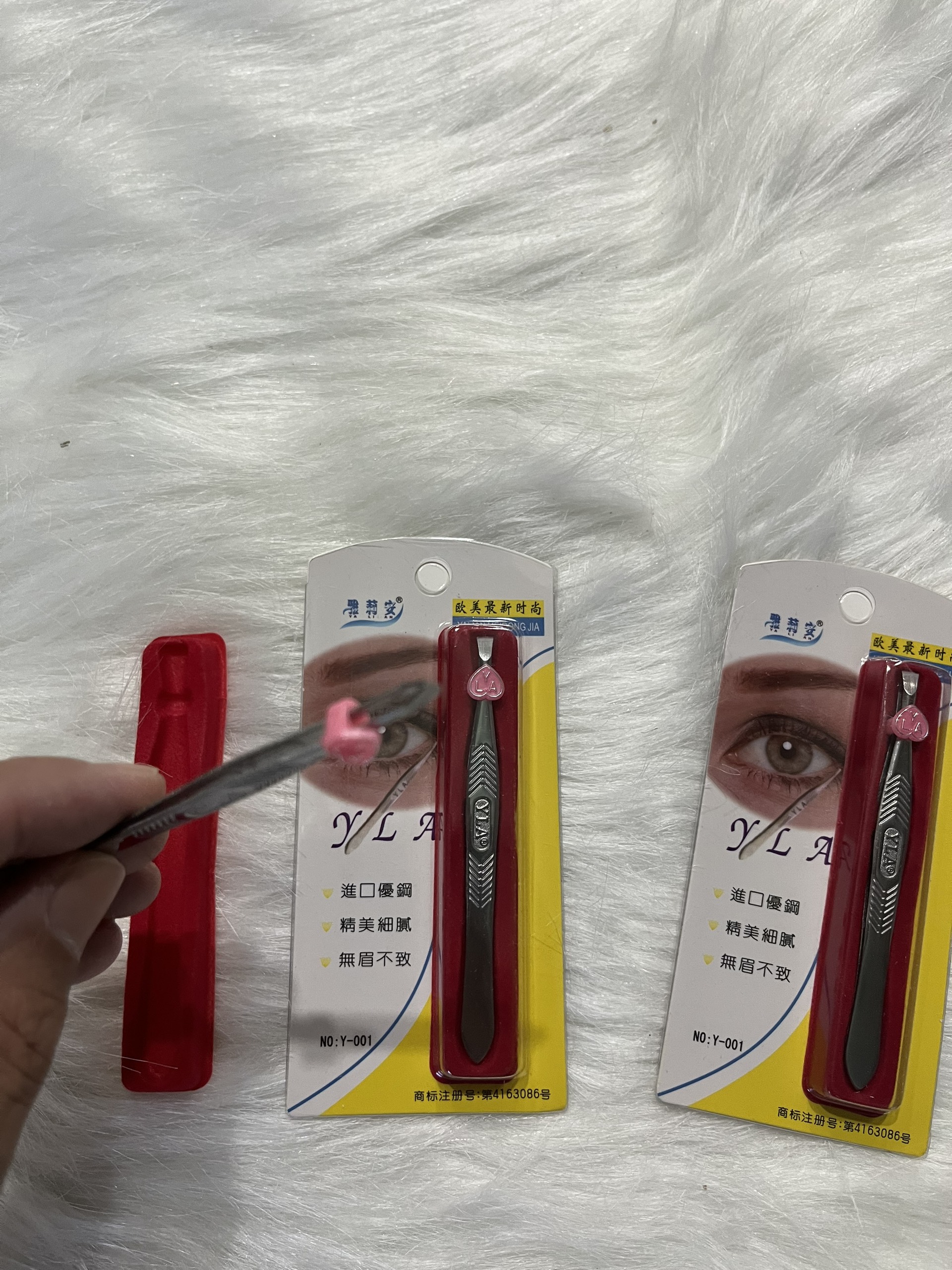Nhíp Mắt - MS Y001 - Hộp 60 Cây