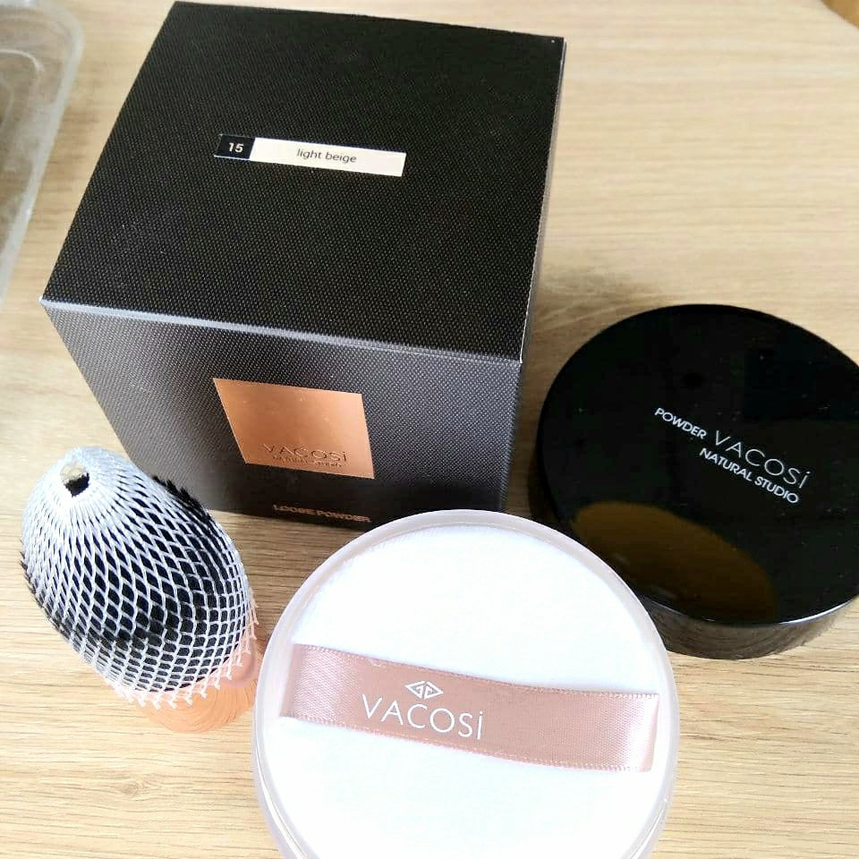 Phấn phủ siêu mịn kiềm dầu VACOSI STUDIO LOOSE POWDER - Pegastore