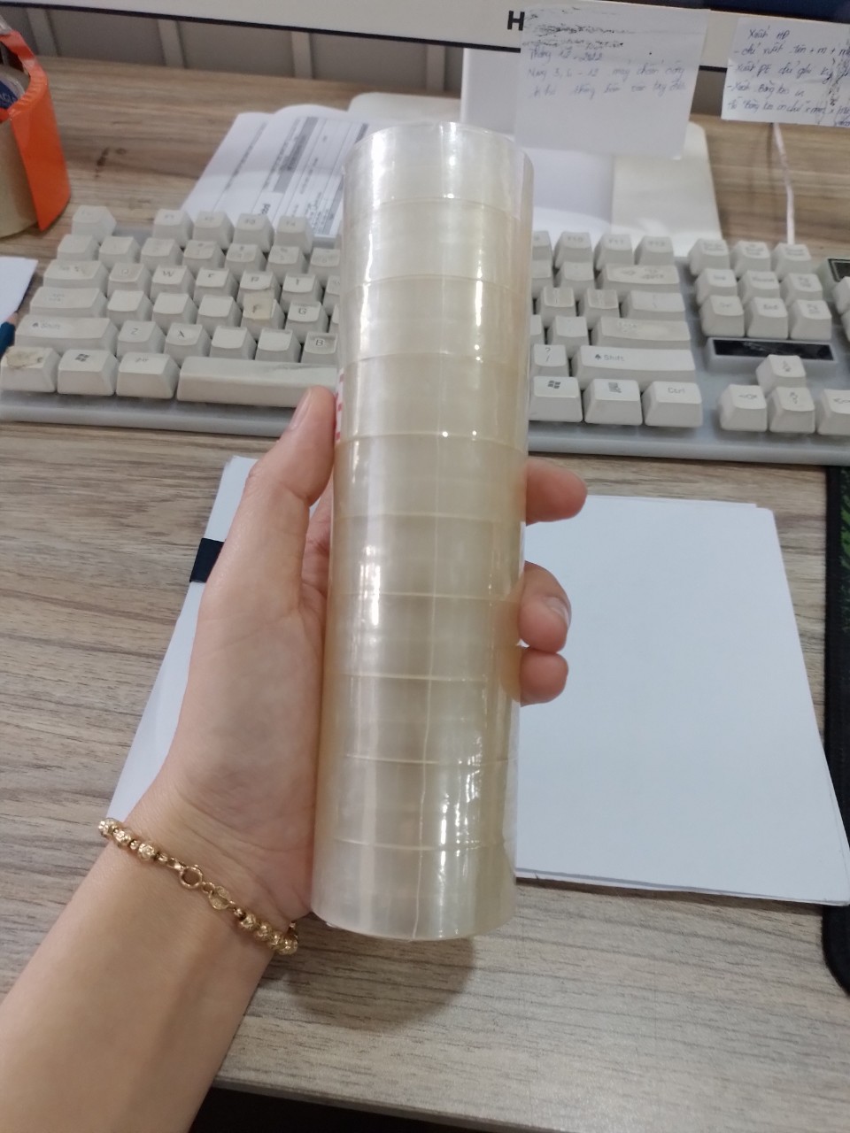 Băng keo văn phòng 18mm-18yard 1 cây (10 cuộn)