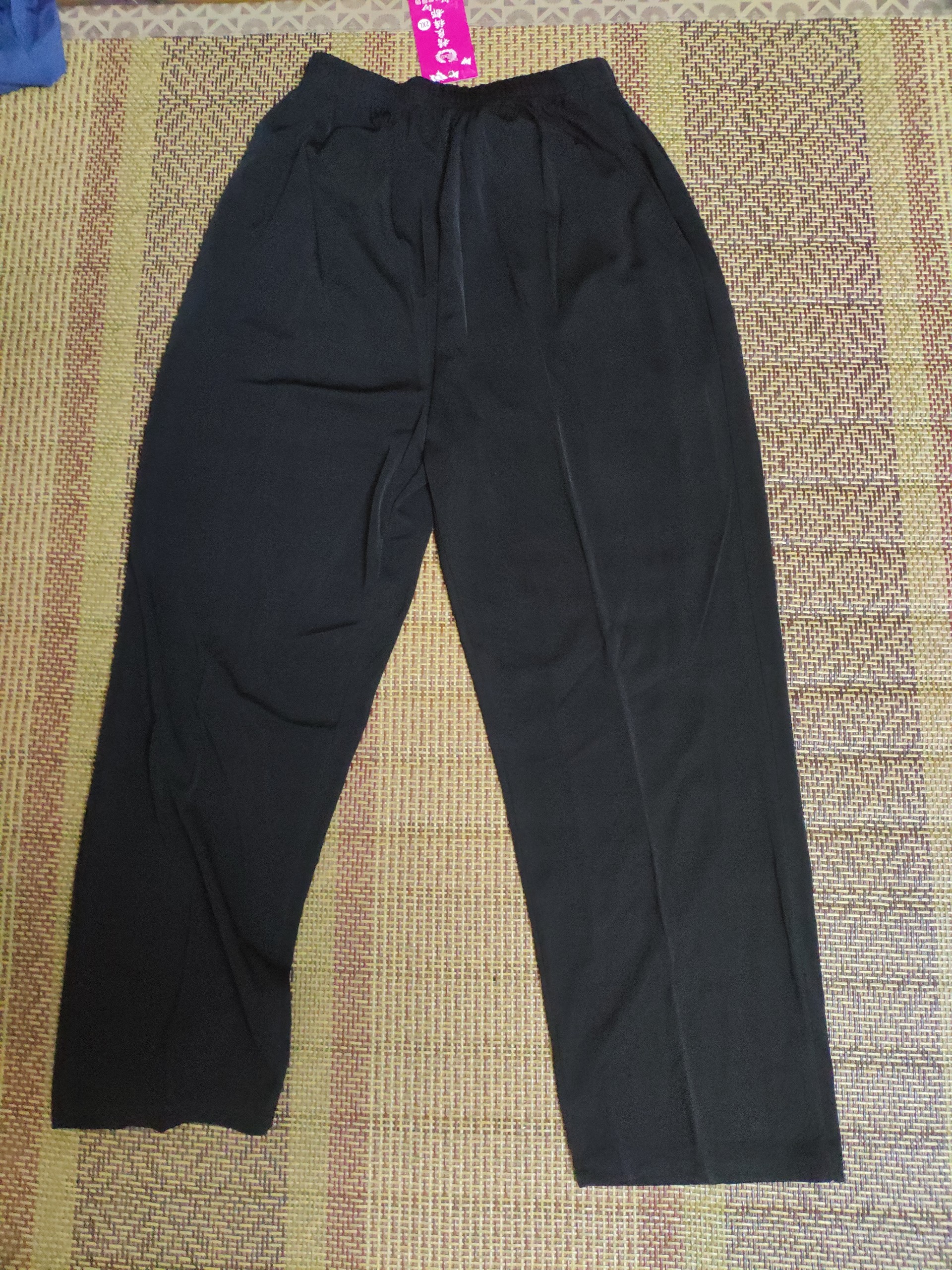 quần cho bà già