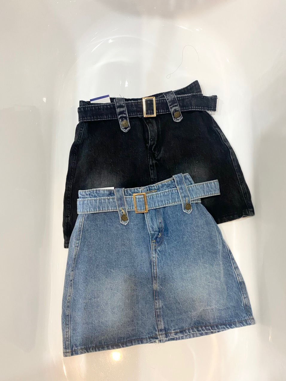 chân váy jeans kèm đai hàng loại 1