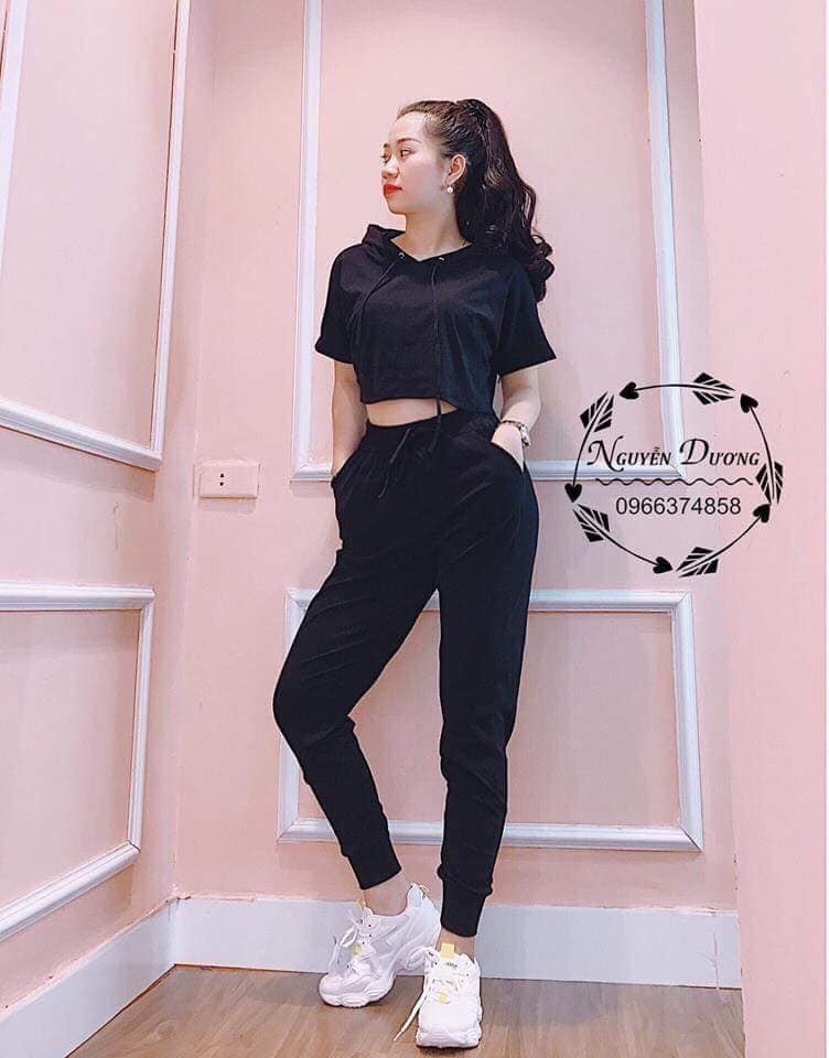 Sét bộ croptop áo có mũ phối quần jogger năng động TTSA0094