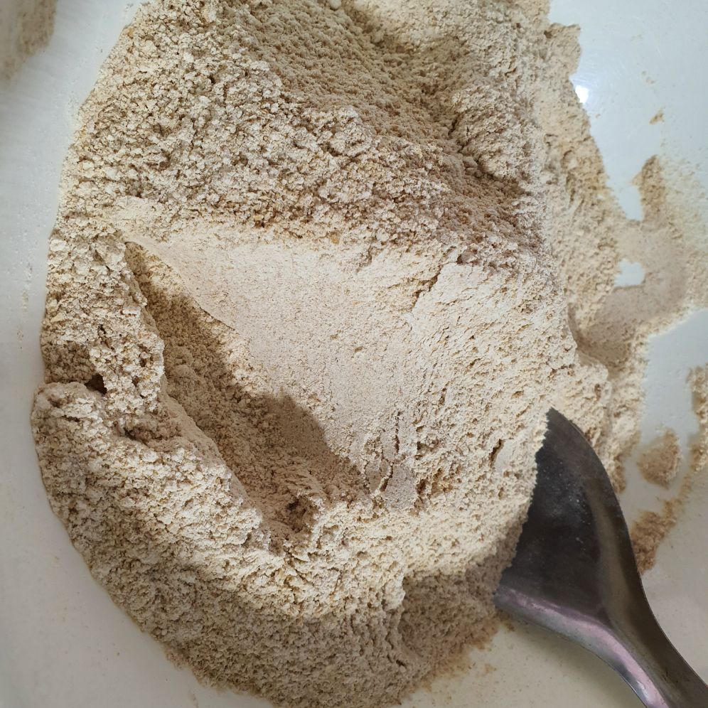 Bột mì nguyên cám
