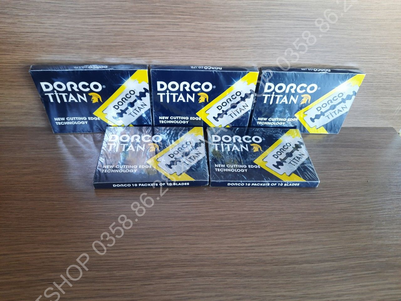 Vỉ 100 lưỡi siêu bén lam DORCO titan
