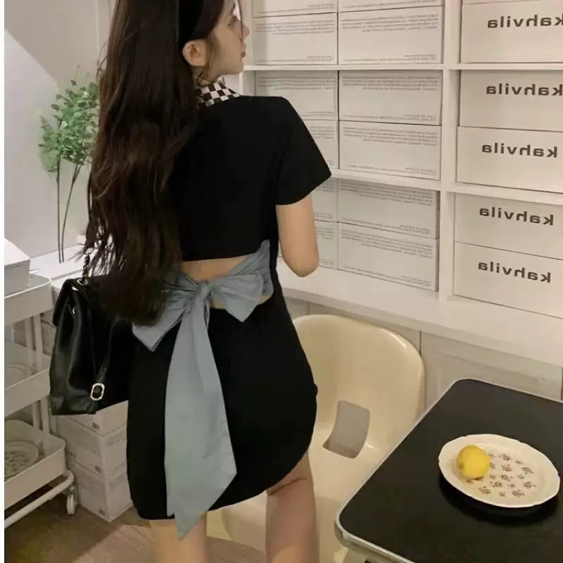 Đầm polo đen cổ sơ mi caro khoá kéo nơ lưng cực xinh