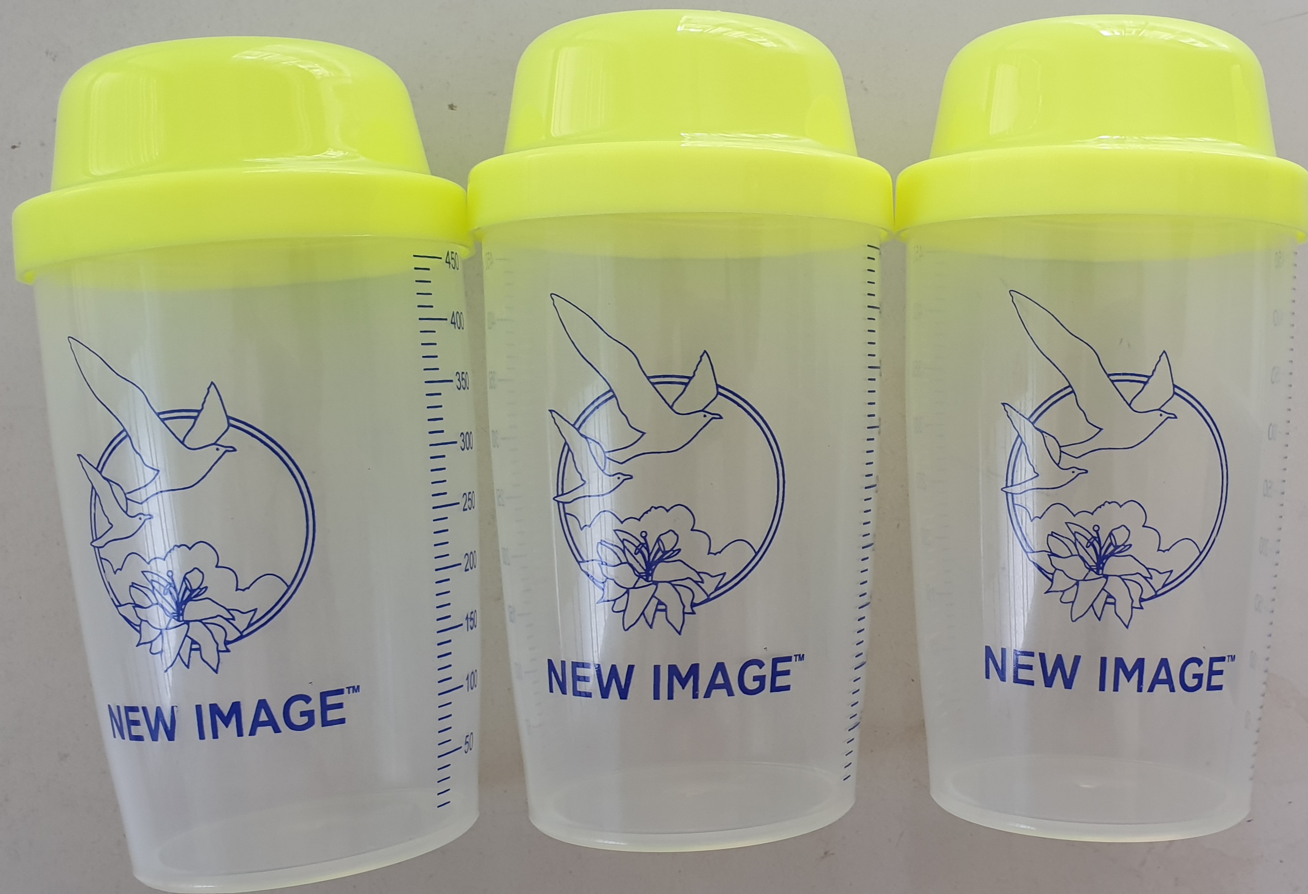 Bình lắc sữa non Alpha Lipid Lifene của New Image