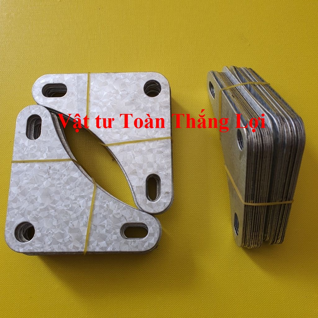 Bát tam giác bắt kệ sắt V lỗ