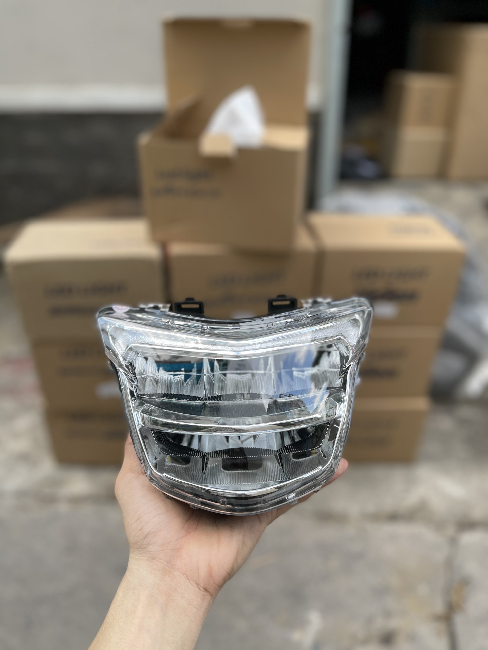 Pha đèn led 2 tầng Exciter 150