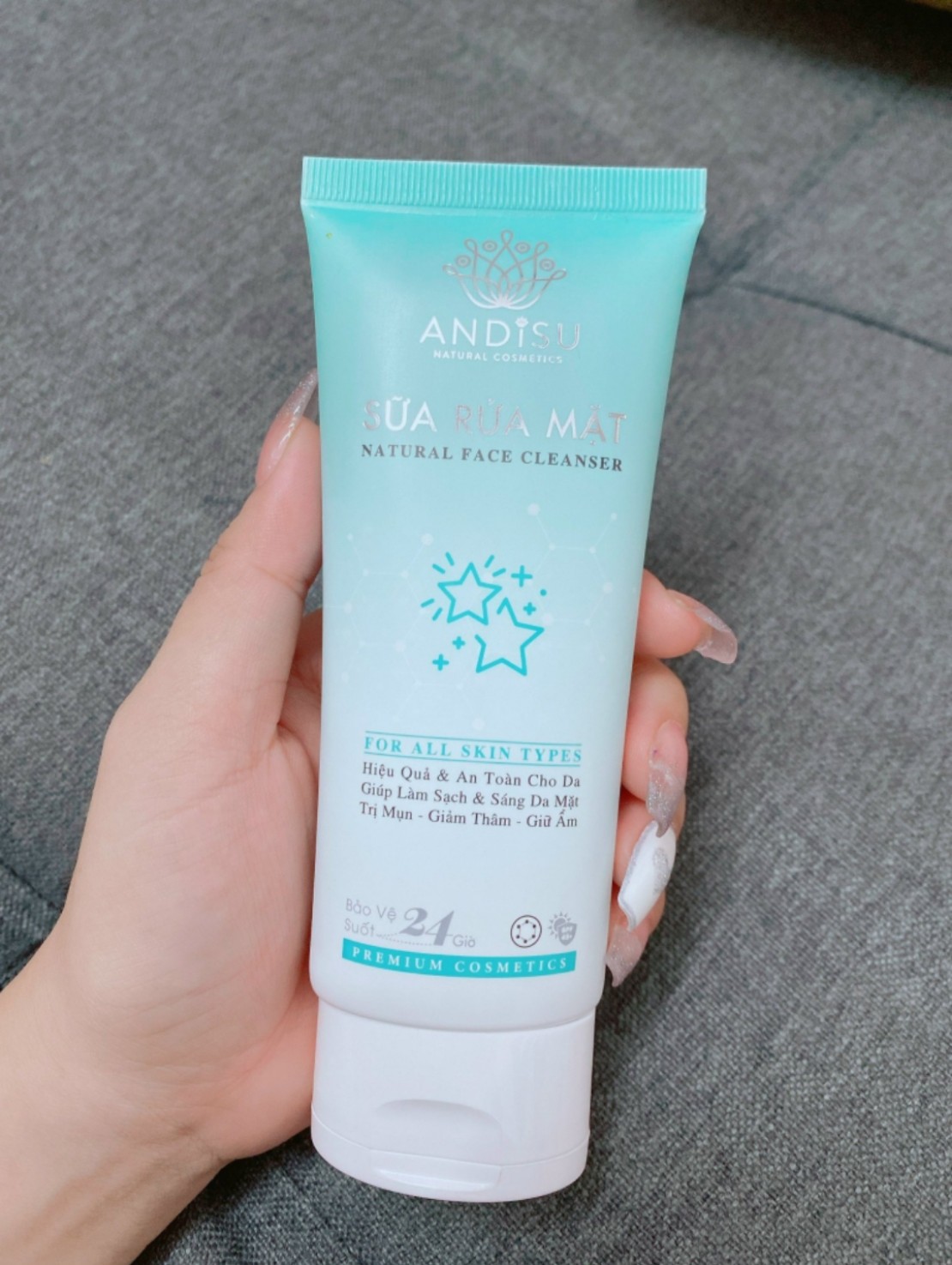 Sữa rửa mặt ANDISU sáng da, sạch mụn nhờn giữ ẩm Andisu 100ml