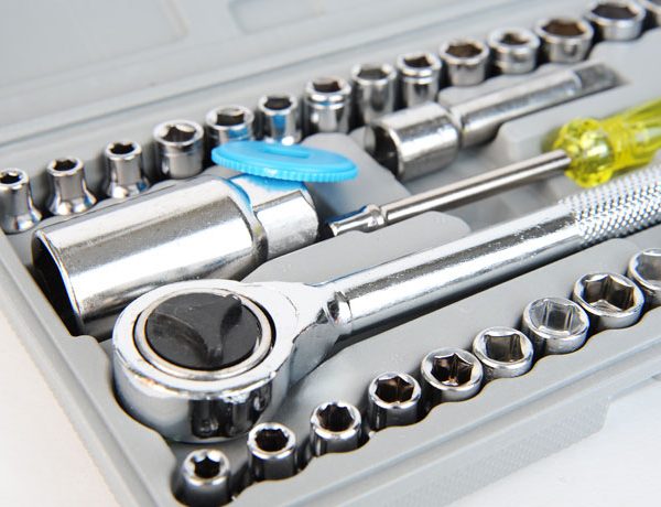 Bộ dụng cụ sữa chữa ô tô xe máy 40 món