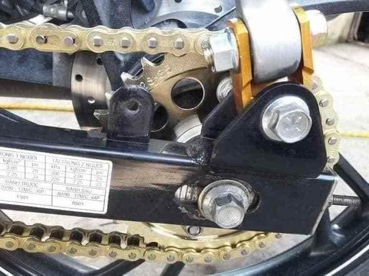 Nhông sên dĩa cho xe Sym Star Sr125 - loại 10li