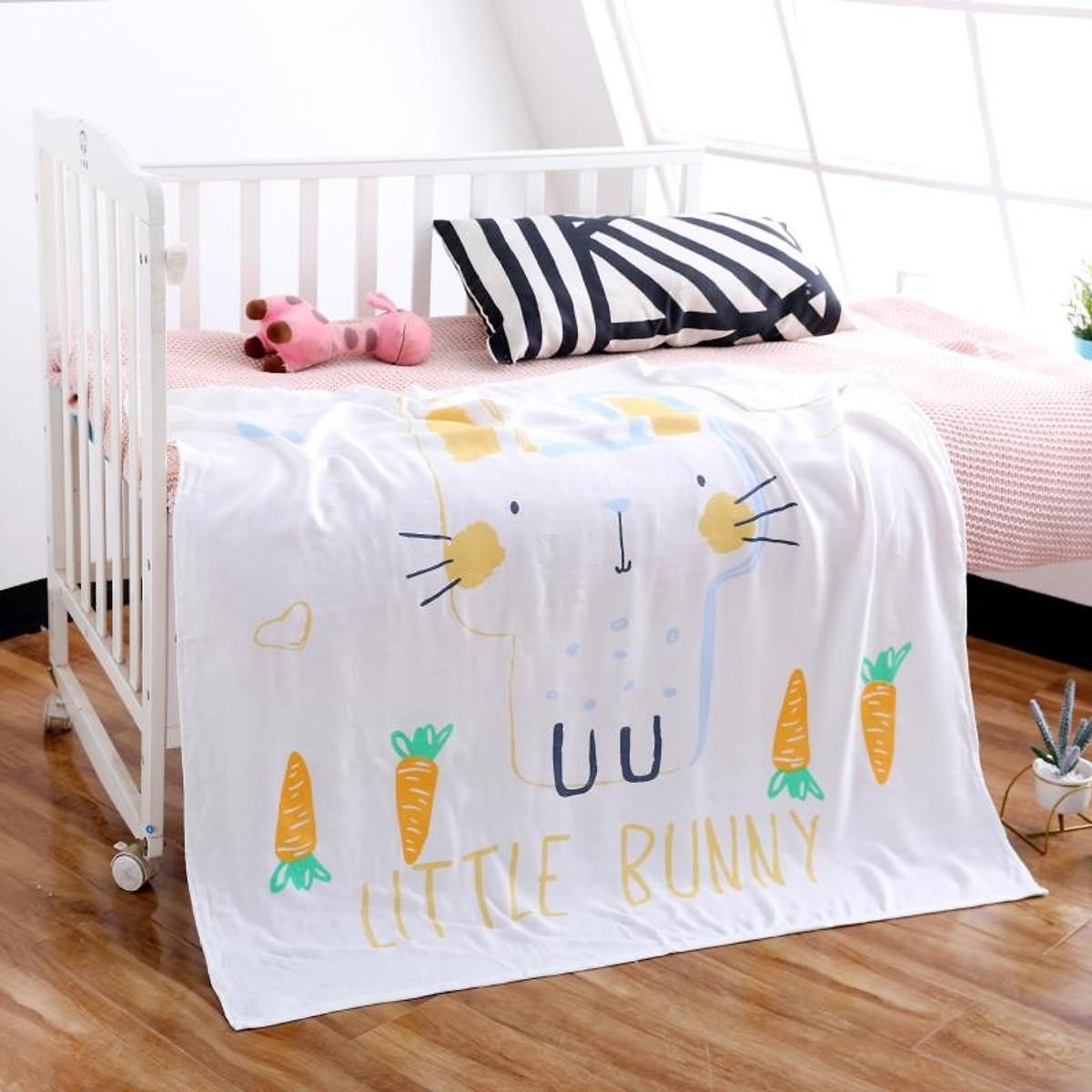 Chăn Lụa 4 Lớp Thấm Nước Siêu Mềm