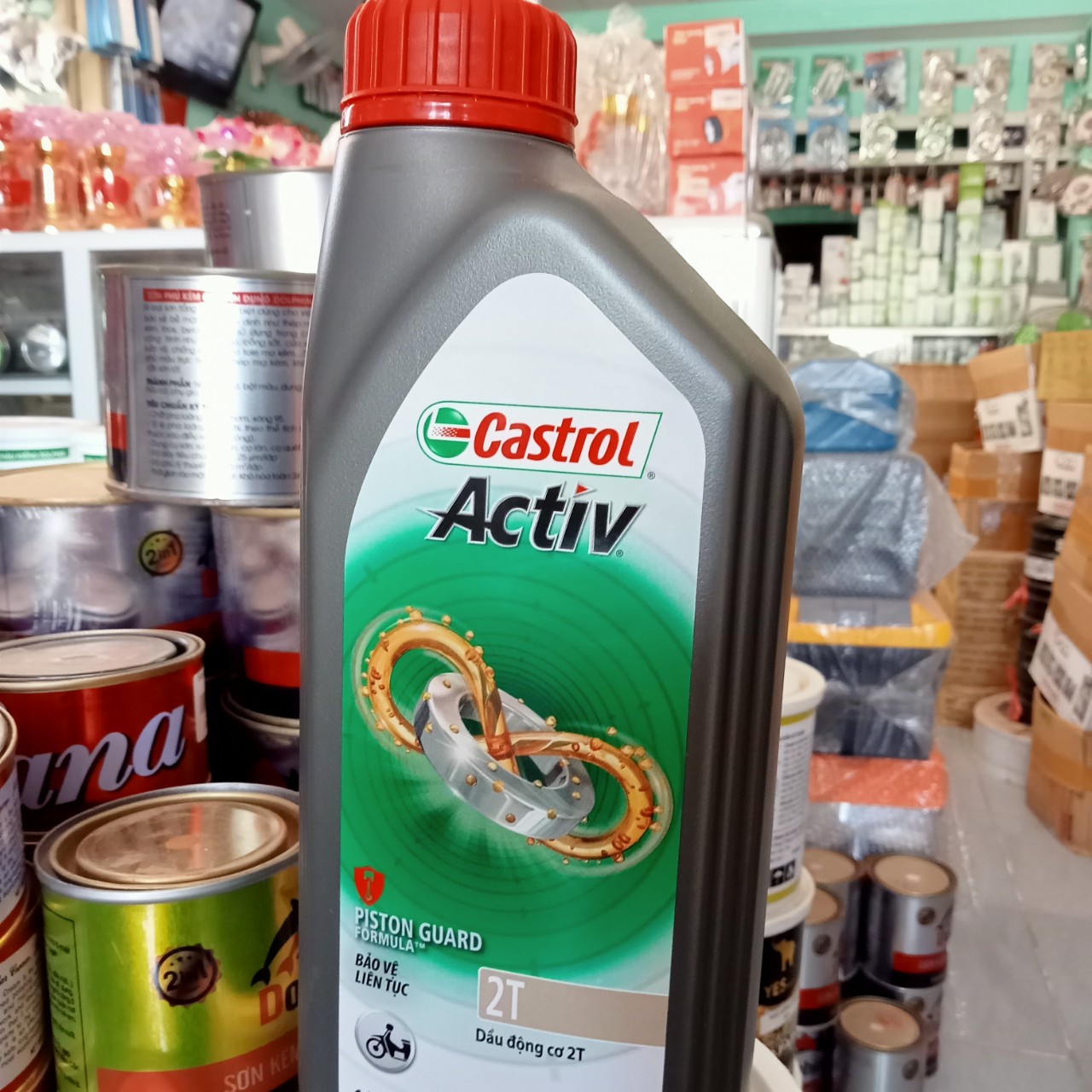 Nhớt 2 thì Castrol Activ 1lit nắp đỏ mẫu mới