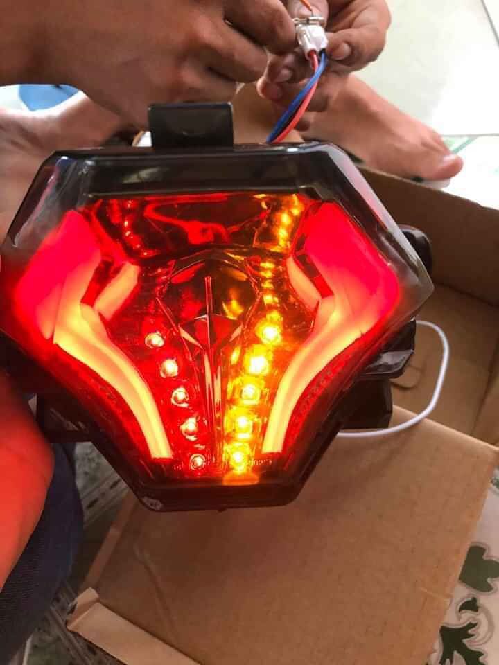 Đèn hậu led tích hợp nhan ex150
