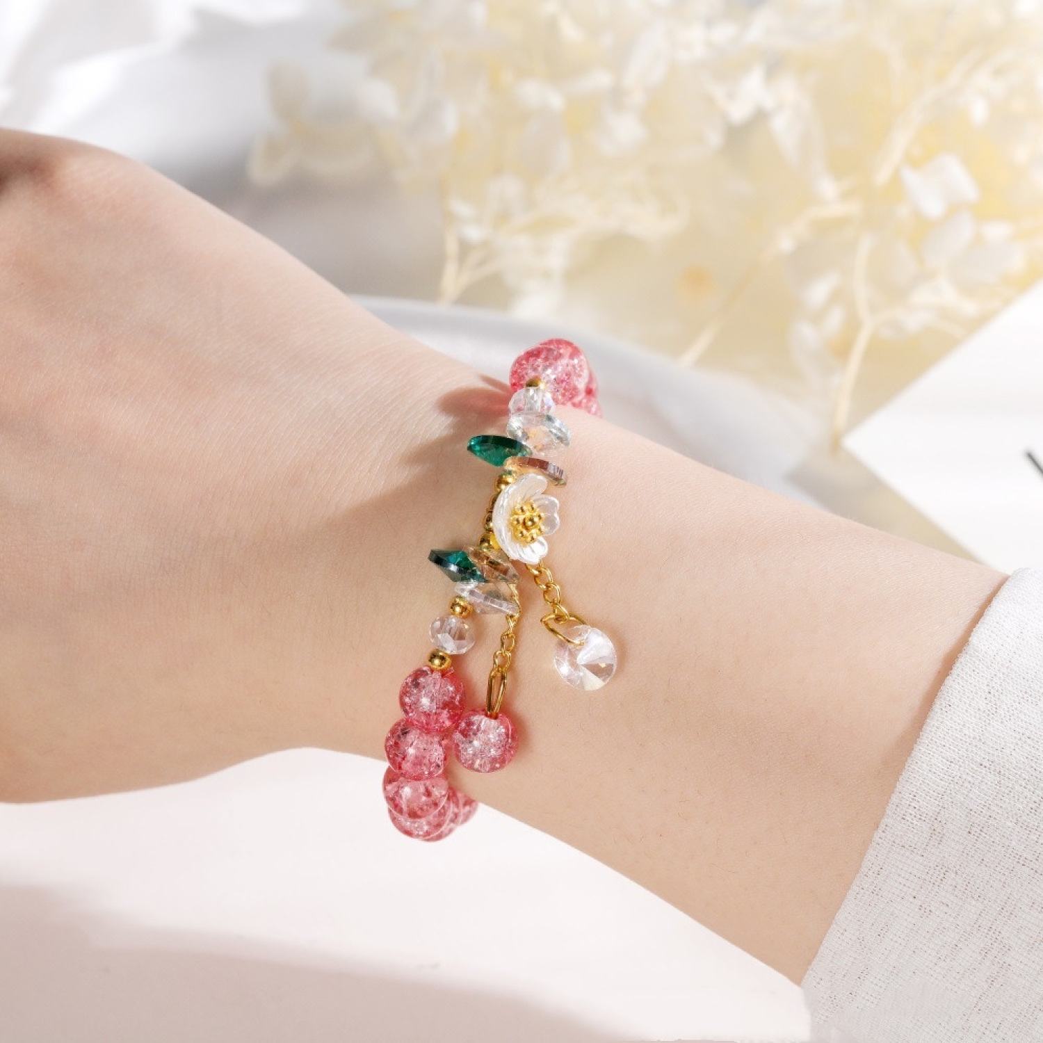 Vòng Tay Chuỗi Hạt Pha Lê Hình Hoa Cúc