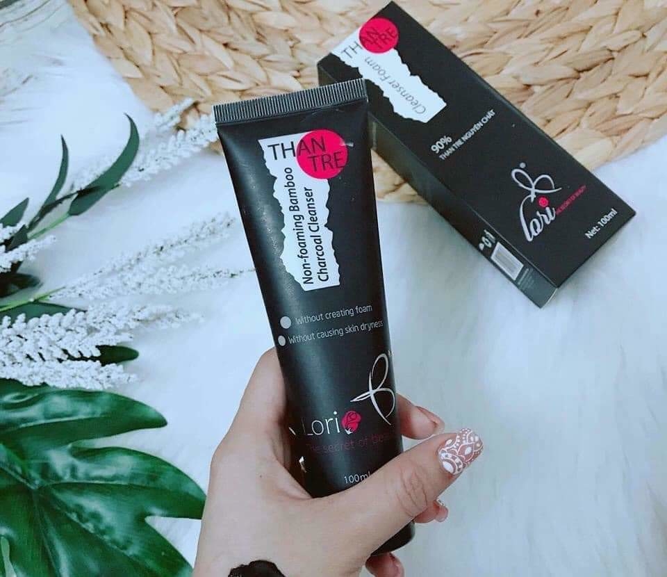 Sữa rửa mặt than tre không bọt Cleanser Foam – Lori B