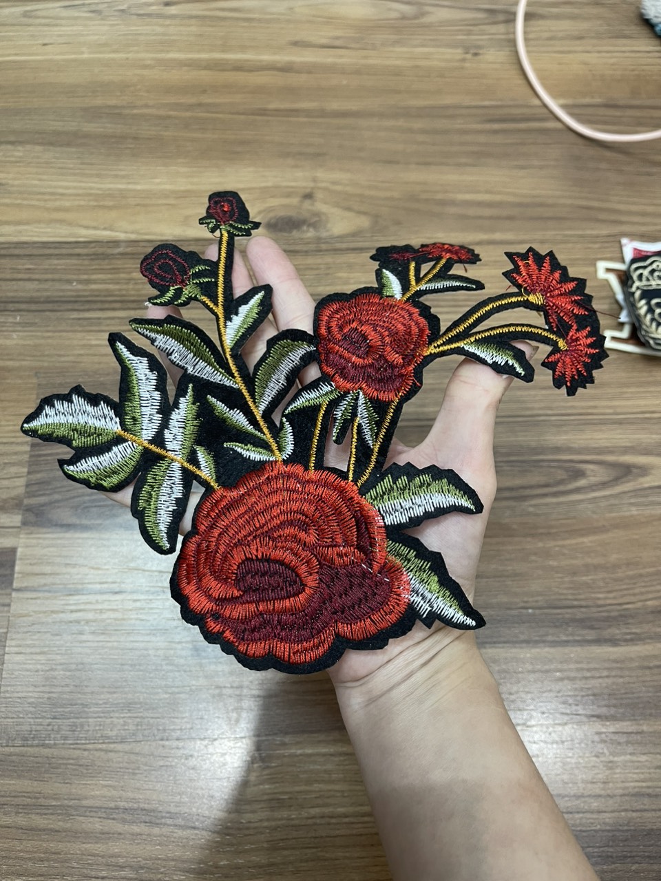Miếng Sticker Thêu Ủi hình hoa