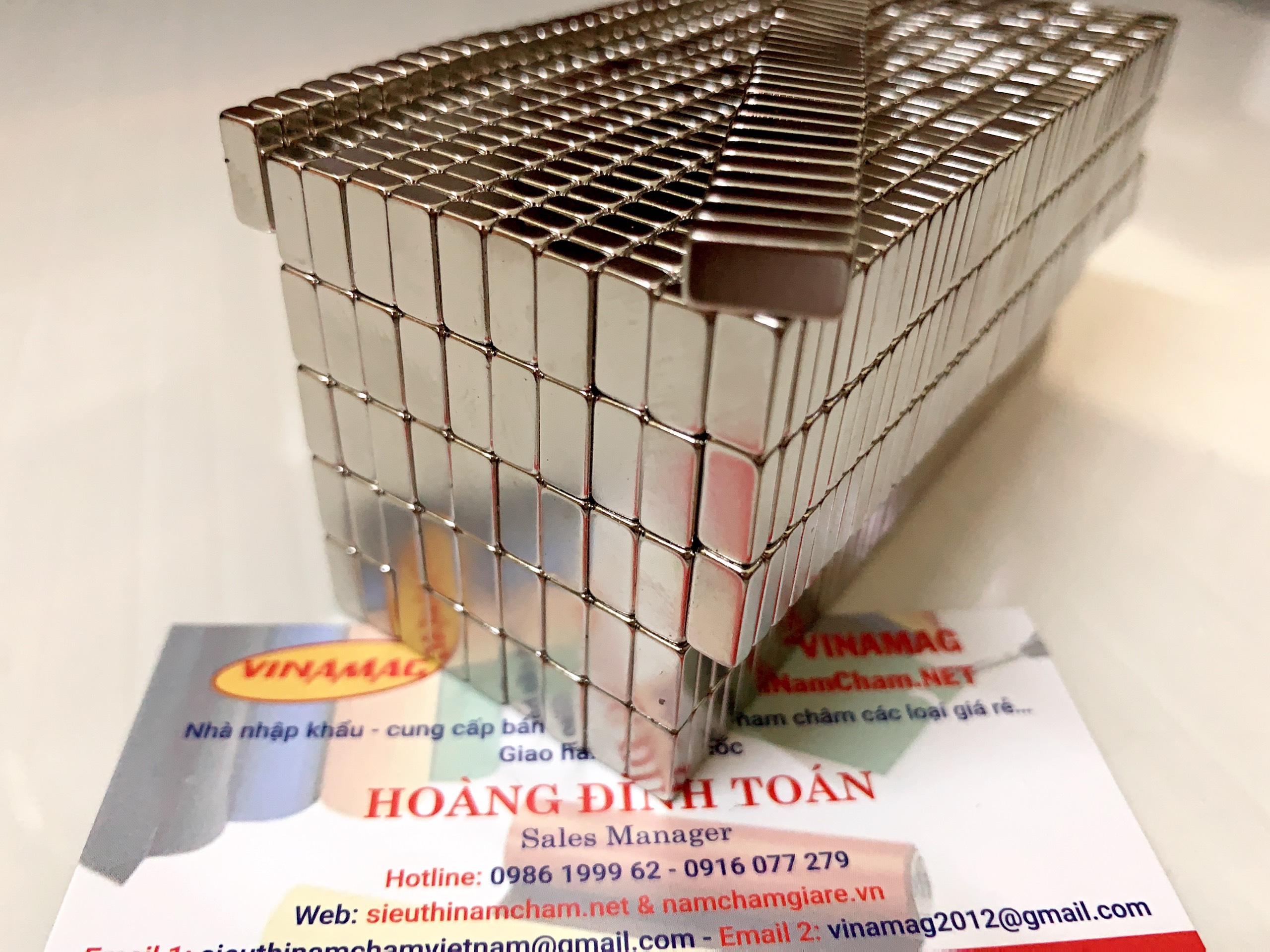 Nam châm trắng đất hiếm 10x5x3mm ( set 50 viên ).