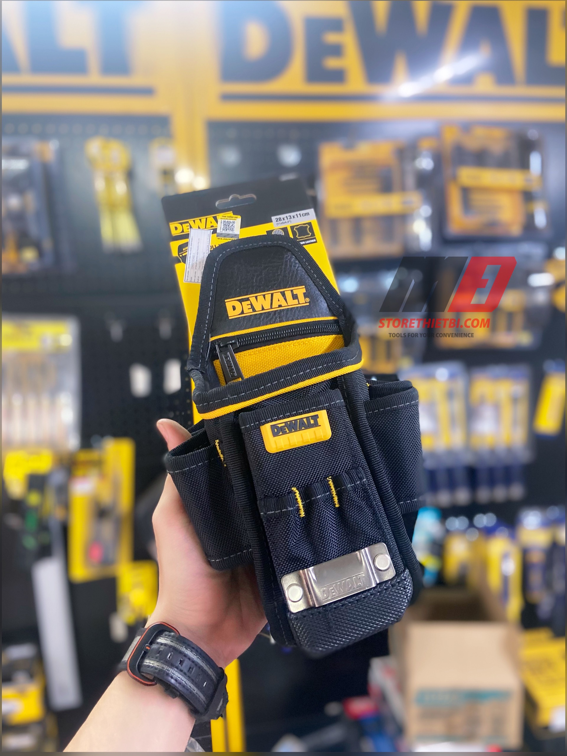Túi đeo máy khoan pin và phụ kiện dewalt dwst83482-1