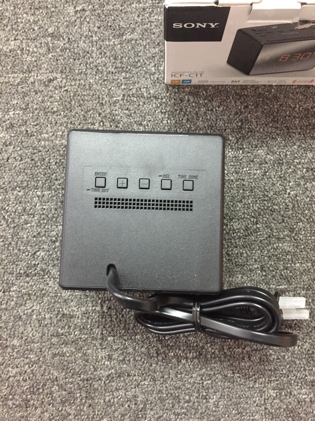 RADIO ĐỒNG HỒ BÁO THỨC SONY ICF-C1T