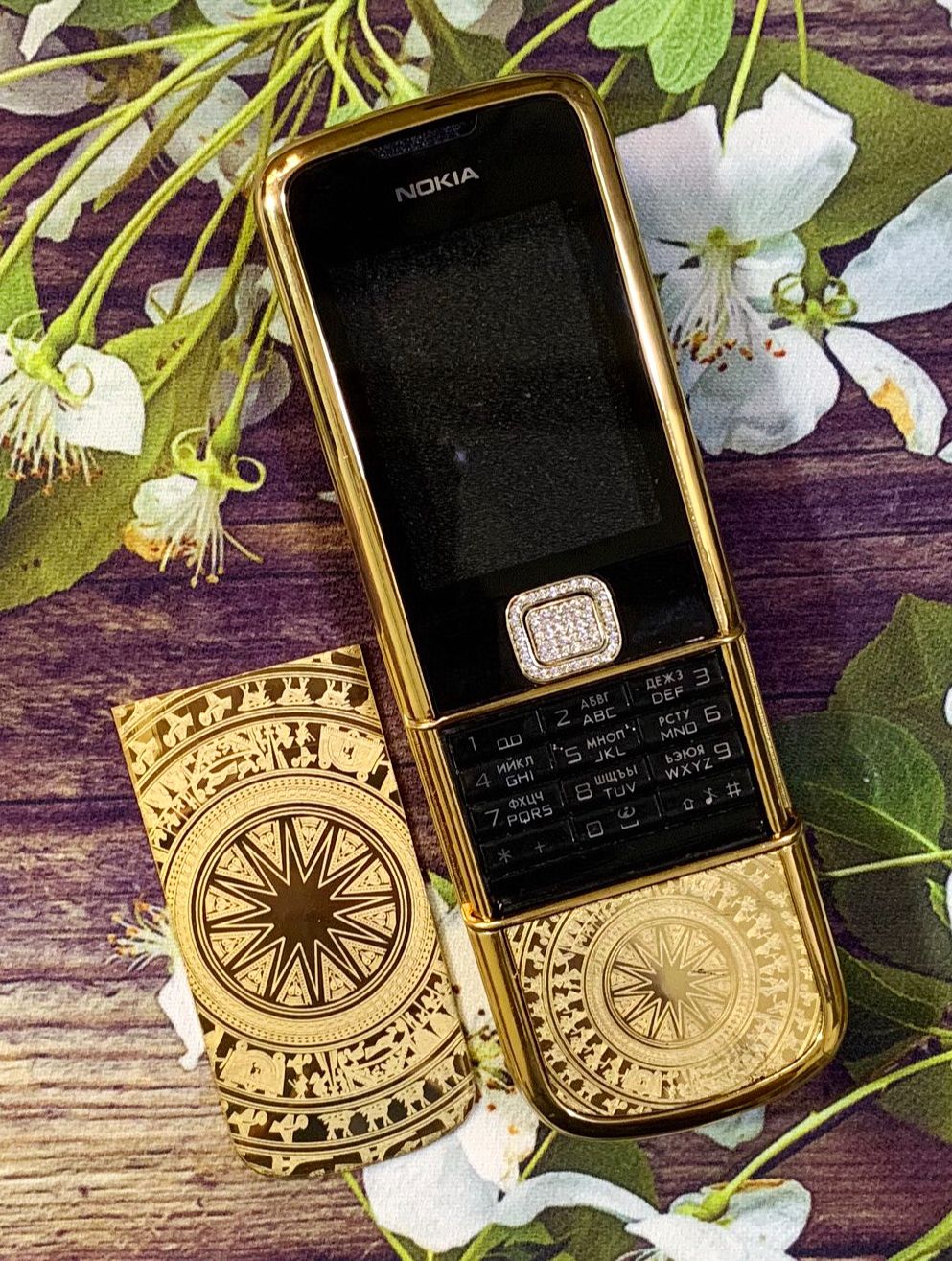 Miếng Dán Thay Da Điện Thoại Nokia 8800 Arte Trống Đồng Mạ Vàng