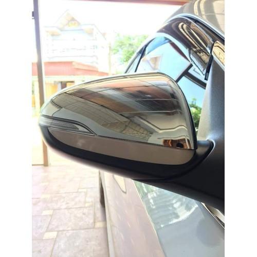 Ốp bảo vệ gương xe Hyundai Accent 2018