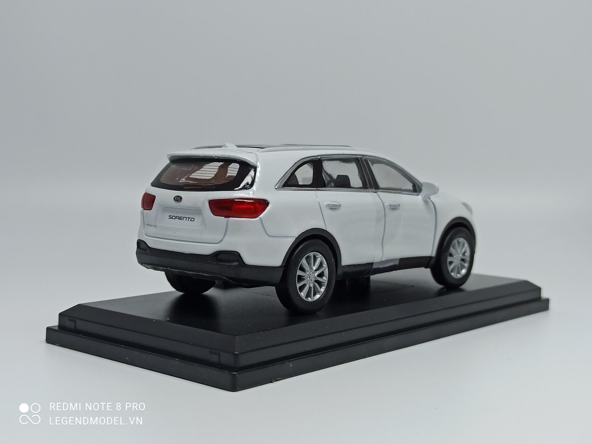 Mô hình xe Kia Sorento