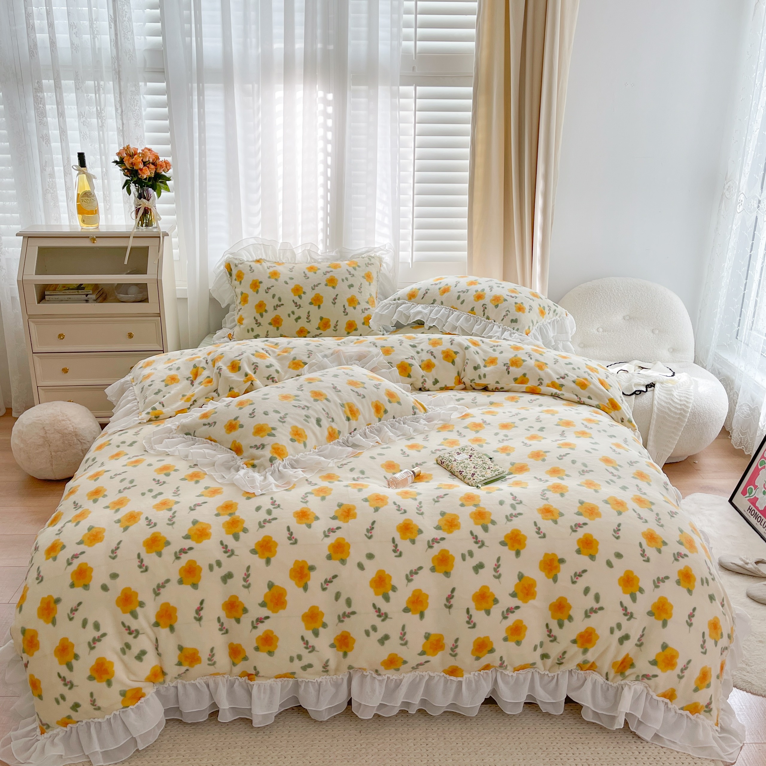 Set quilt fleece velvet ruffles lace floral motifs