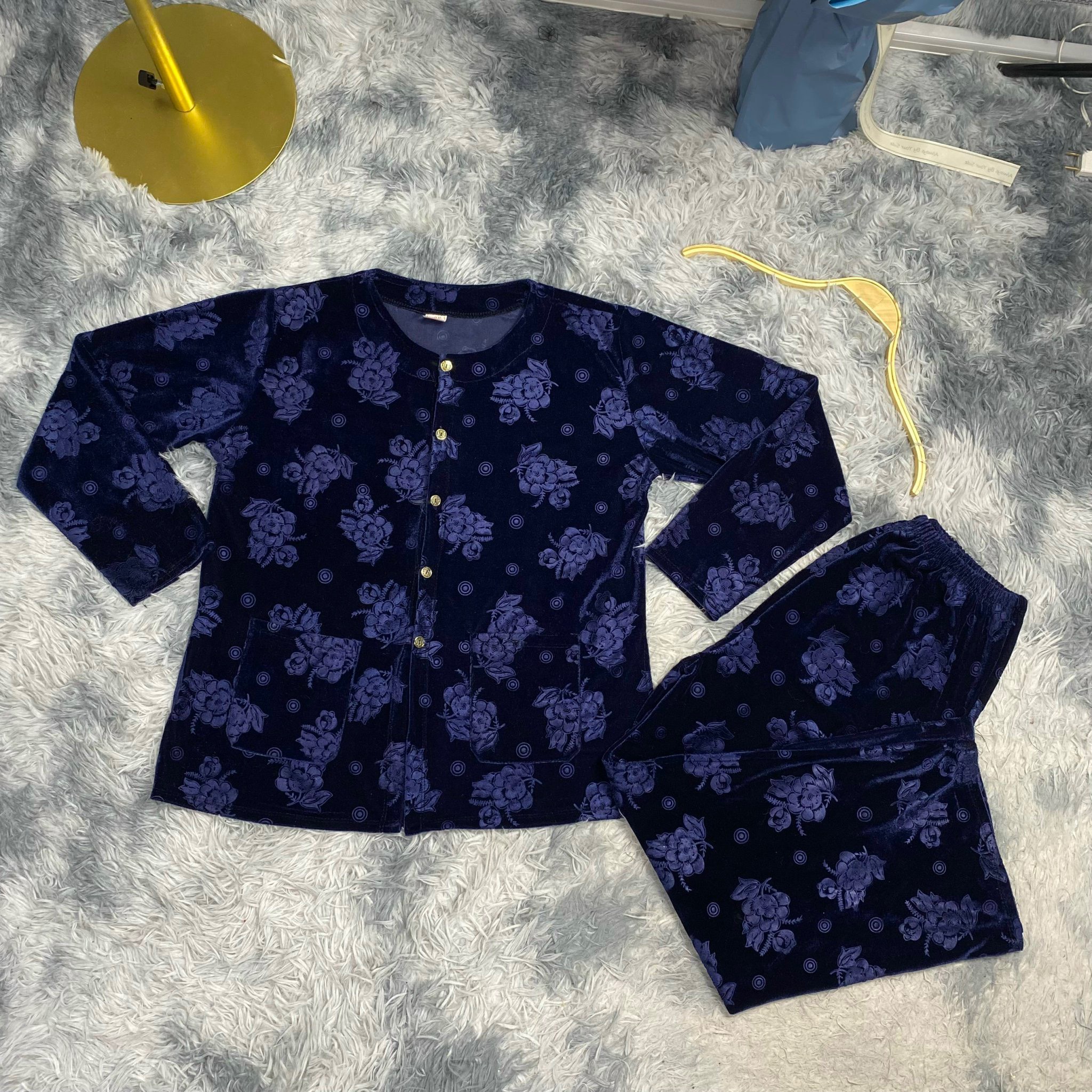 BỘ BÀ BA CHO BÀ CHẤT NHUNG VÀ GẤM