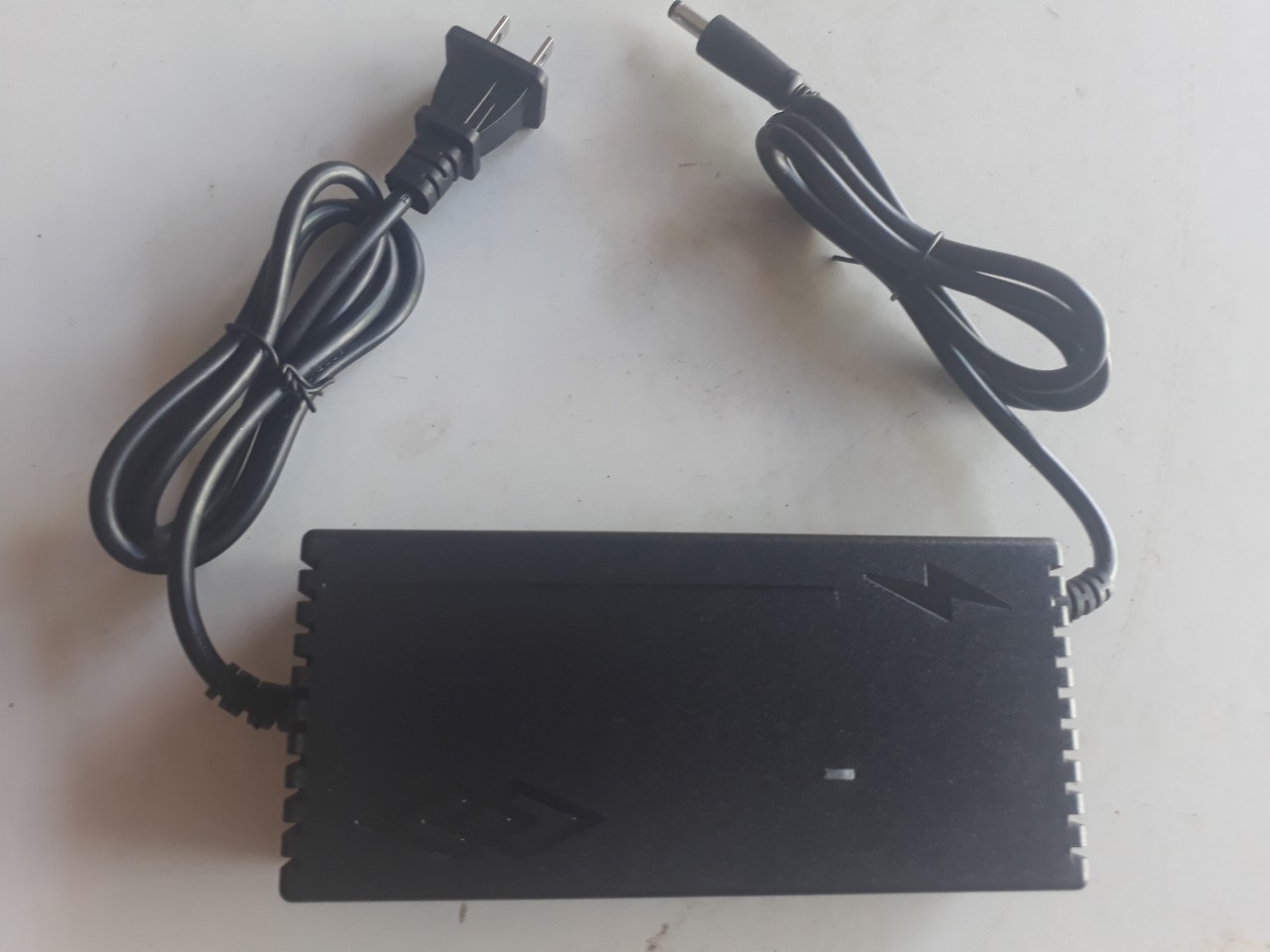 Bộ Sạc Pin Sắt LiFePO4 4S 14.6V 10A
