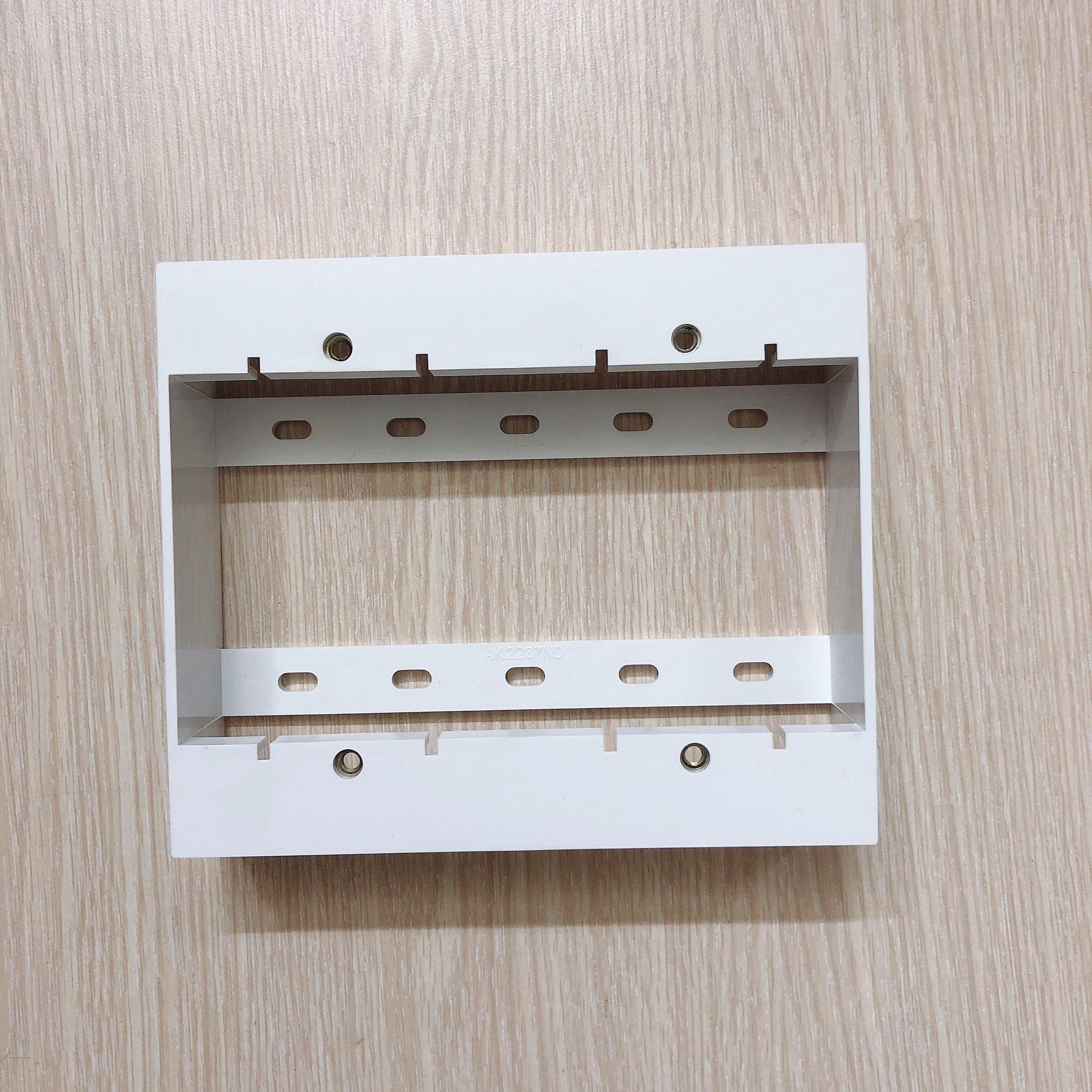 [HCM]Hộp nổi đôi ( đế nổi đôi ) MPE