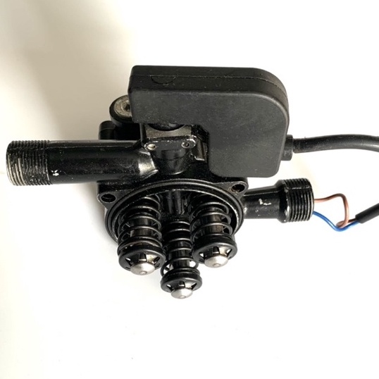 Đầu bơm áp lực máy rửa xe mini (kèm rơ le điện)
